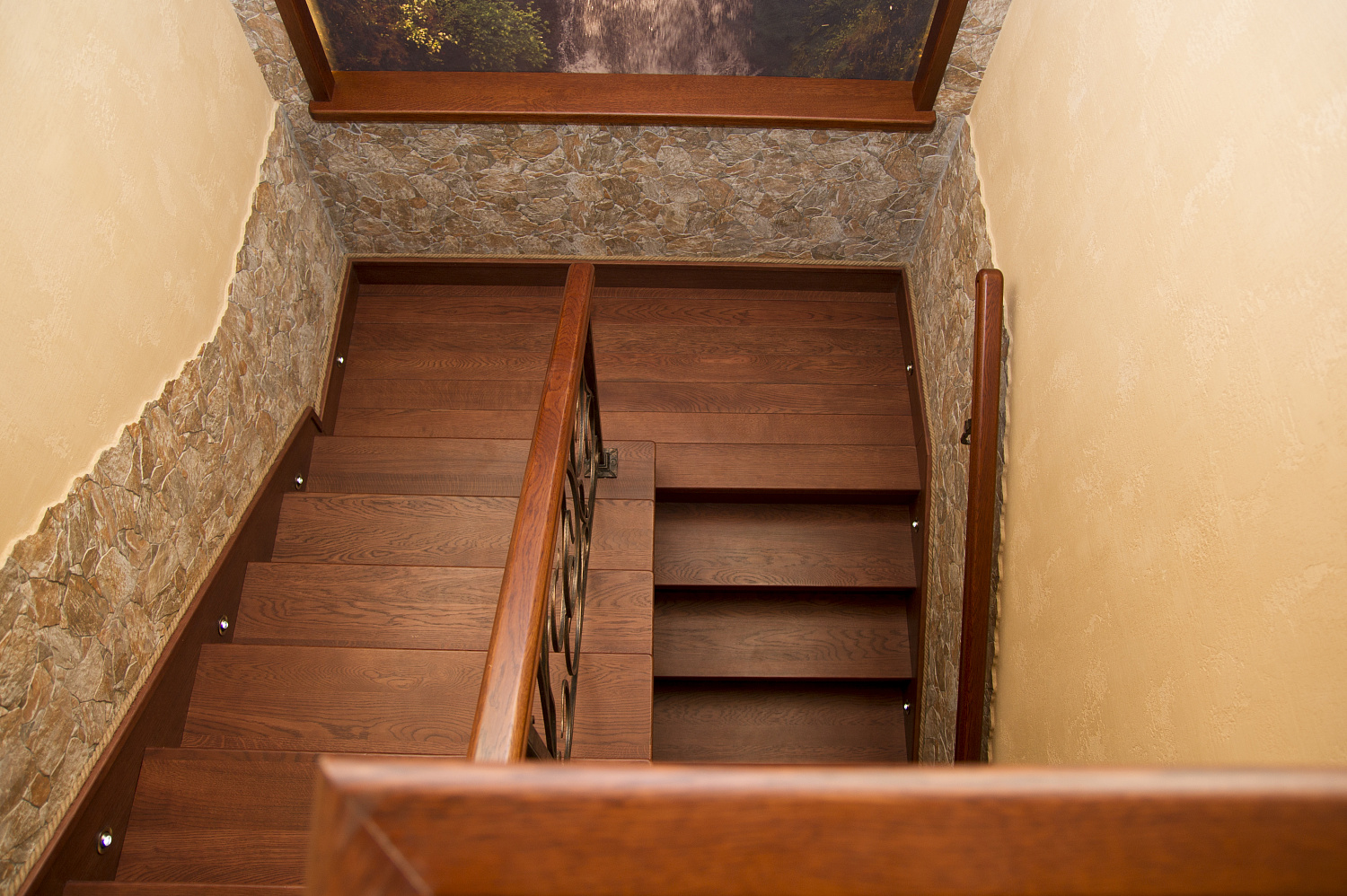 Лестница Компания Елисей