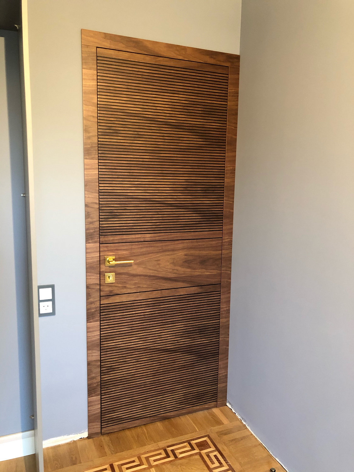 Двери ДОЗ-АПСНЫ "Сухумский деревообрабатывающий завод"