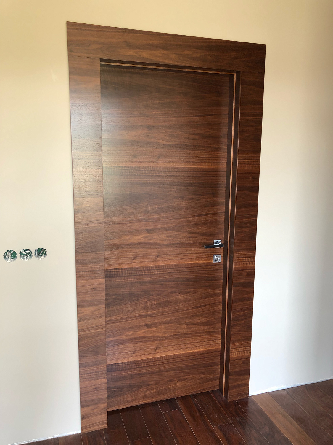 Двери ДОЗ-АПСНЫ "Сухумский деревообрабатывающий завод"