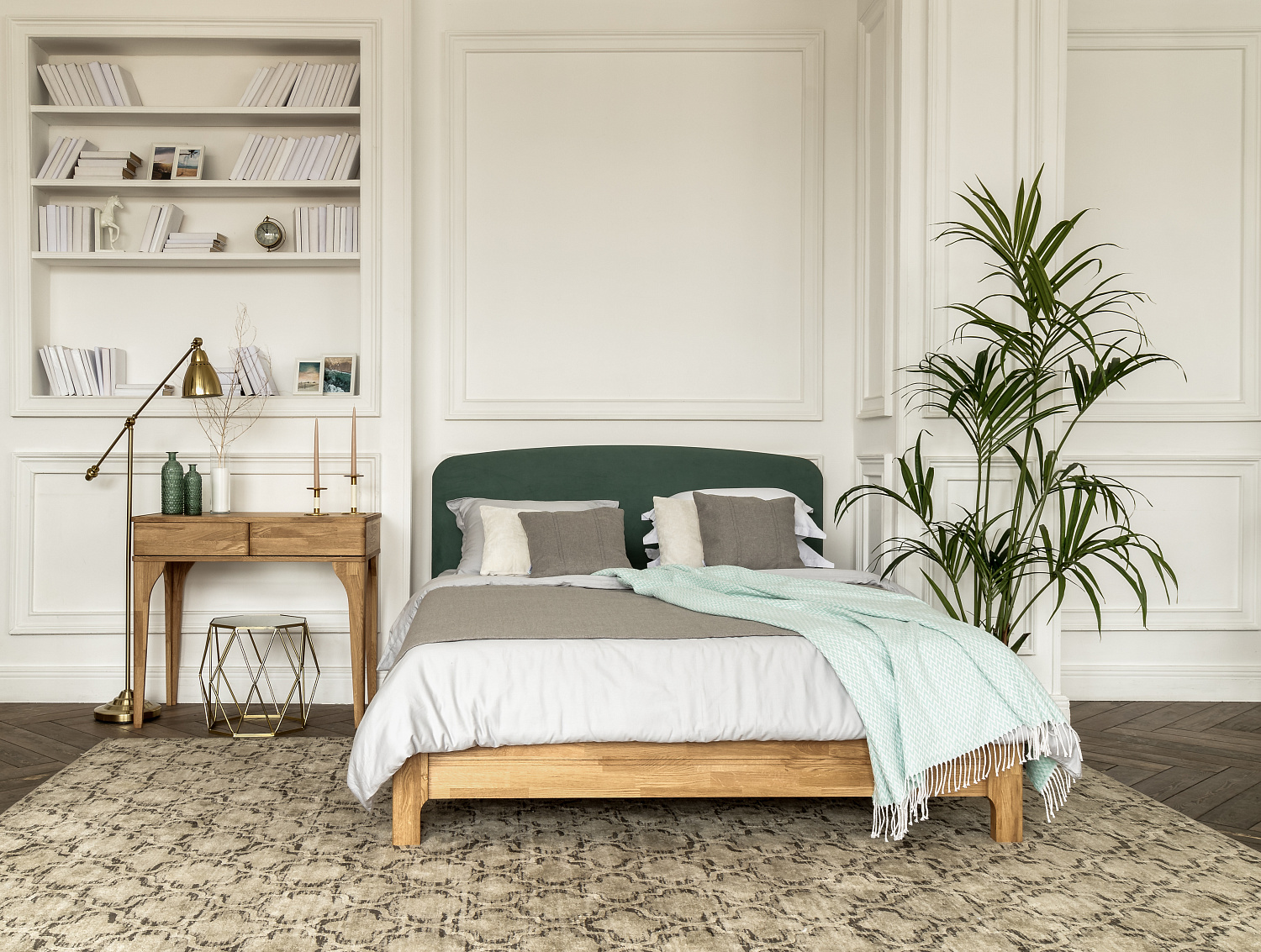 Мебель для спальни из массива от Компании Райтон