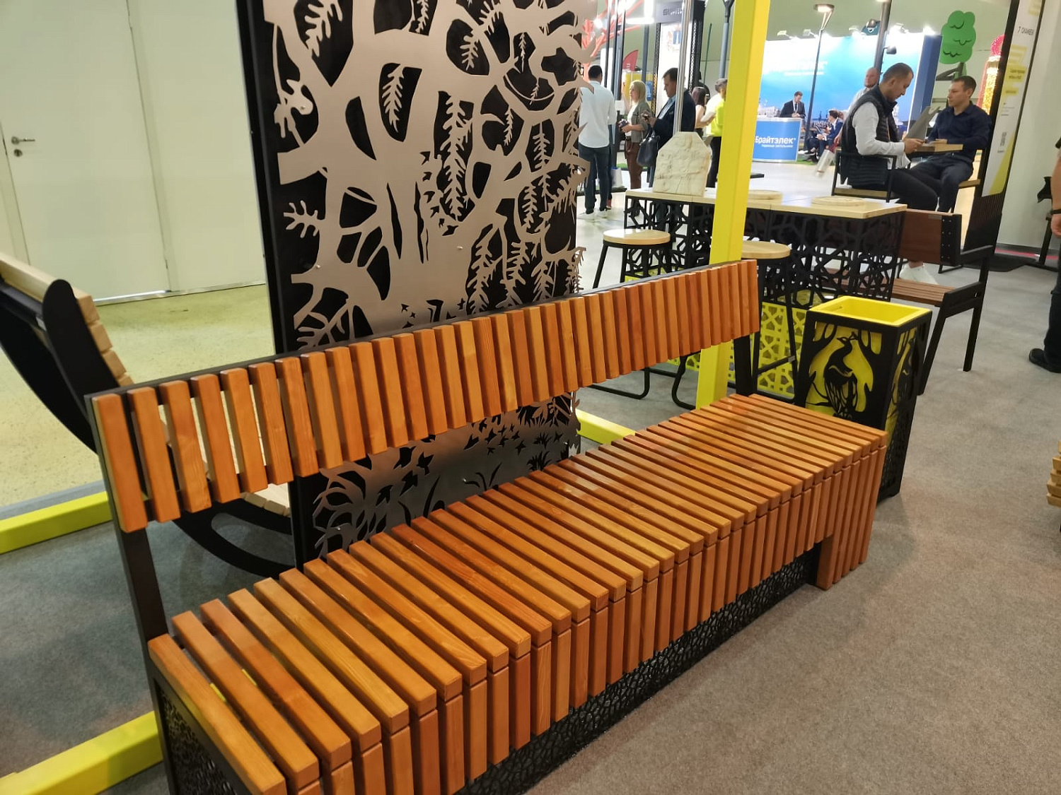 Компания 7 Скамеек