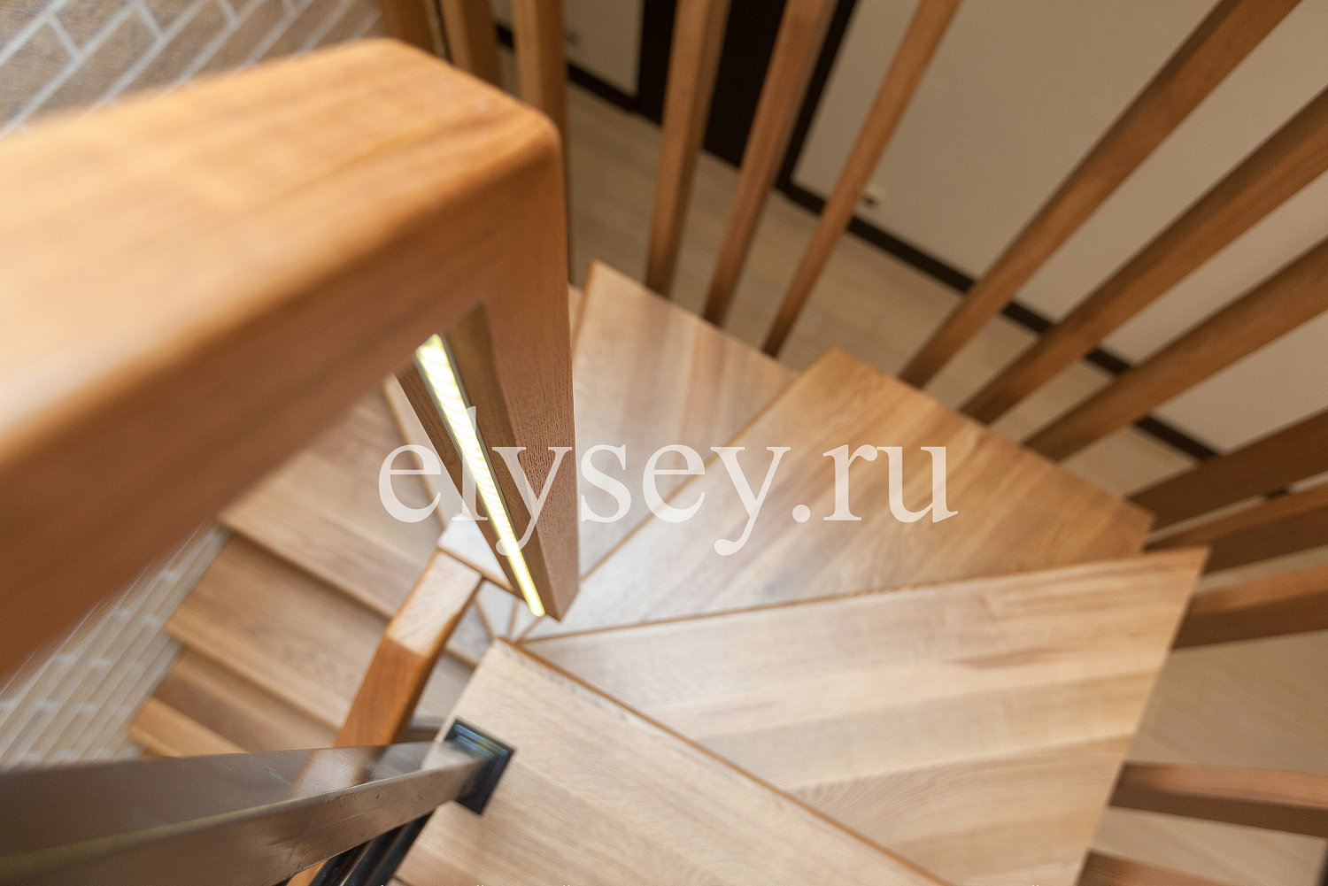 Лестницы от компании Елисей